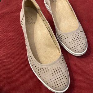 Naturalizer Sam Perforated Slip-On Wedges Sz 8 Blush